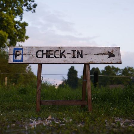 Camping @ Nogometni Golf Ljubljana Ξενοδοχείο Εξωτερικό φωτογραφία