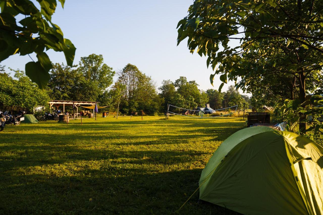 Camping @ Nogometni Golf Ljubljana Ξενοδοχείο Εξωτερικό φωτογραφία