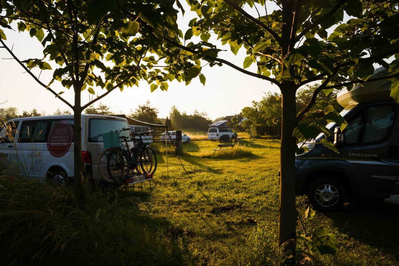 Camping @ Nogometni Golf Ljubljana Ξενοδοχείο Εξωτερικό φωτογραφία